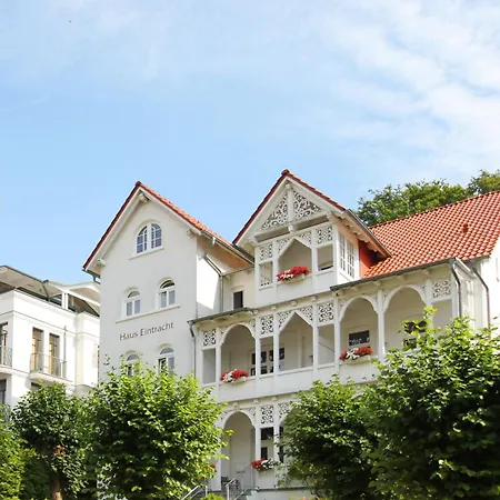 FIRST Sellin Ferienwohnung 2-3-3