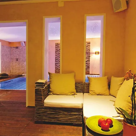 Hotel Schwarzenberg-2