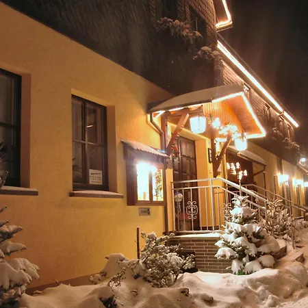 Flair-Waldhotel Mellestollen-3