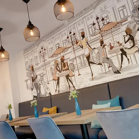 Amper Art Hotel-2