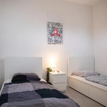 Praktische Erdgeschoss Monteurs- und Ferienwohnung mit WLAN und Waschmaschine-3