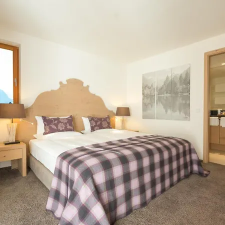 Hotel Exquisit-2