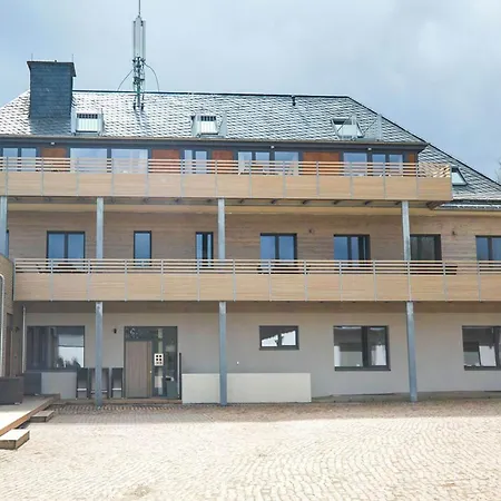 StrandBerg's Stadt Chalet-3