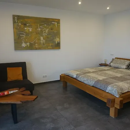 Wohnung 1 im Kirschblütenhof-2