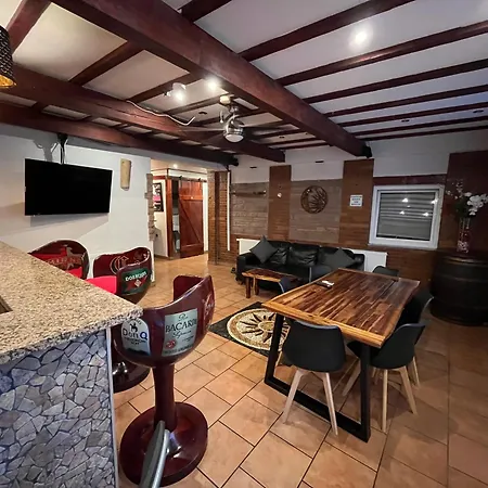 C&A Apartments-3