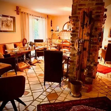 Domizil Hotel Dueren "Kastanienhof"-3