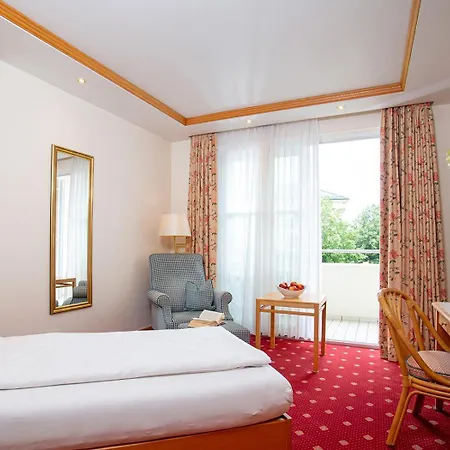 Thermenhotel Quellenhof-2