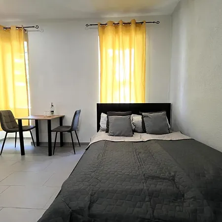 Simplex Apartments Am Europaplatz-3