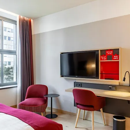 Intercityhotel Dortmund-3
