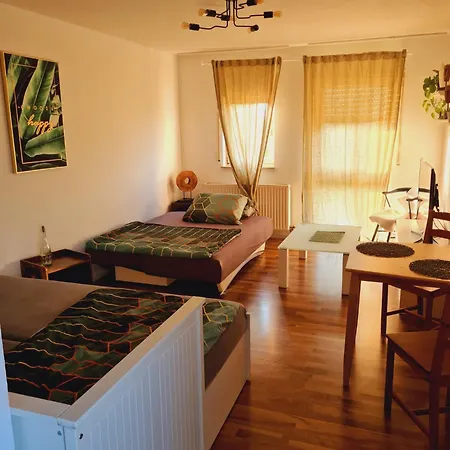 Mels Apartment-2