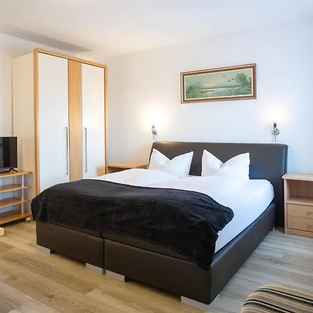 Familien- und Aparthotel Strandhof-3