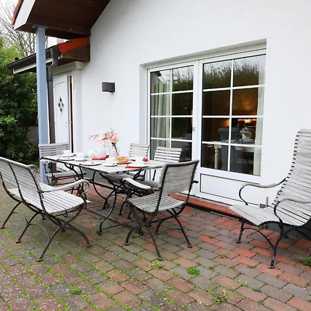 Kampstraße 1, Bungalow-3