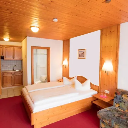 Alpenrose Appartements-3