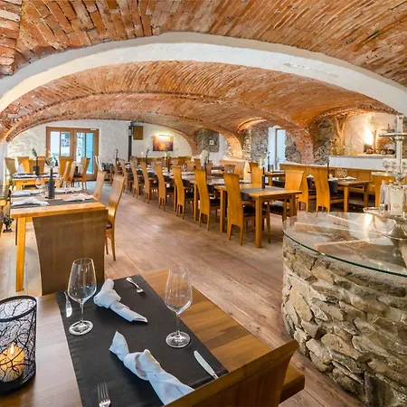 Hotel-Gasthof zum Bach-2