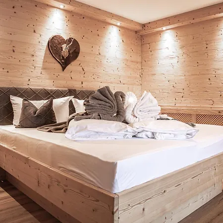 Brunnenhof Oberstdorf - Ferienwohnungen mit Hotel Service-3