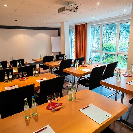 Hotel Am Schlosspark , Wiesbaden-2