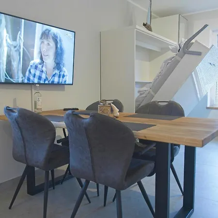 Strandhütte 2-3