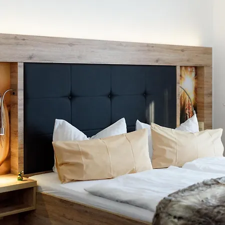 Wellness&Ayurveda Hotel Am Eichenberg-2