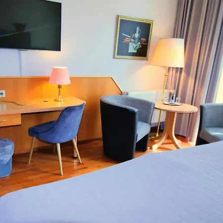 Komfort Hotel Am Kurpark-2