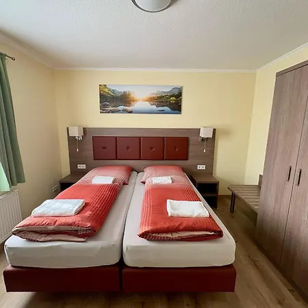 Ellen Hotel-3