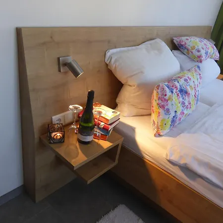 Ferienwohnung Volkacher Str.10-3