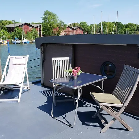 Hausboot Dänholm-3