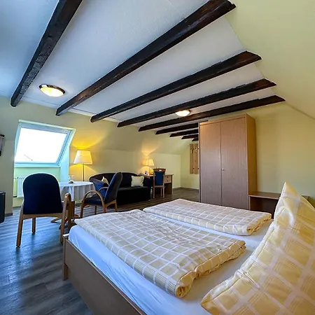 Hotel Graf Waldersee-3