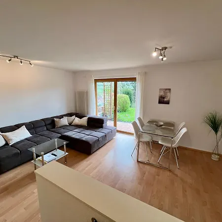 Ferienwohnung im Schwarzwald mit Terrasse und Garten-2