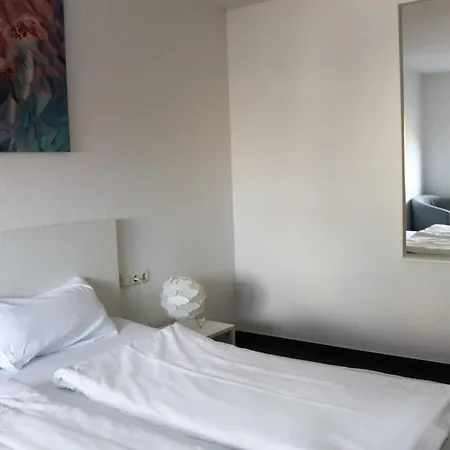 BigBen Apartments-3