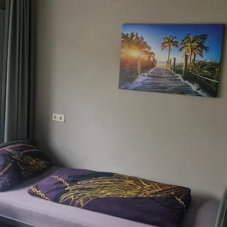 M&R Motel-2