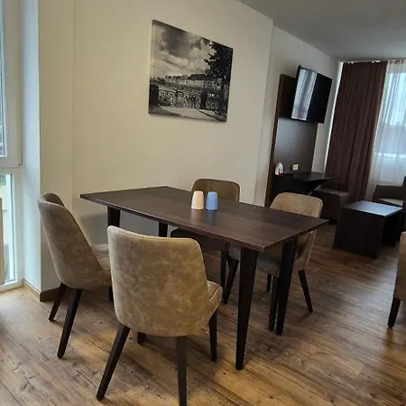 Melvi Hotel Goeppingen-3