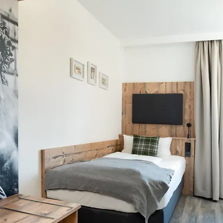 Hotel Neuer am See-3