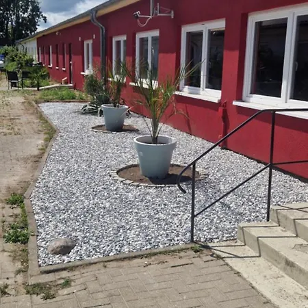 M&R Motel-3