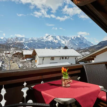 Hotel Garni Zugspitz-2