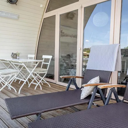 schwimmendes Seehotel-2