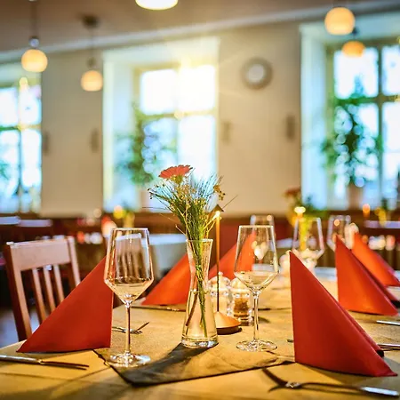 Hotel&Gasthaus DAS RÖHRL Straubing-3