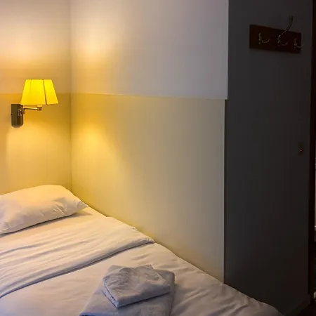 Stadthotel Kolpinghaus - Vier Ecken-3