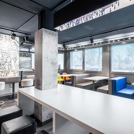 ibis budget Duesseldorf Hilden-3