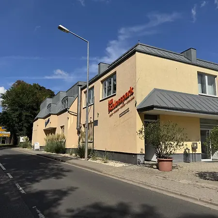 Hotel am Schlosspark-2