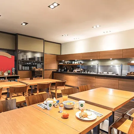 B&B Hotel Essen-Hbf-3
