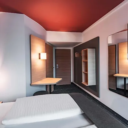 B&B Hotel München Messe-3