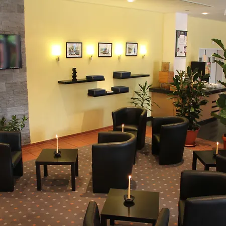 Tryp By Wyndham Halle-2