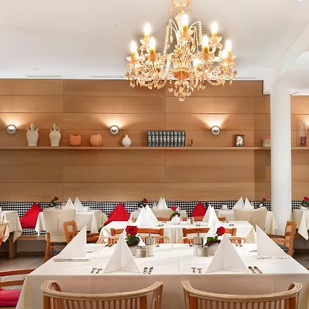 Hotel Agneshof Nürnberg-3