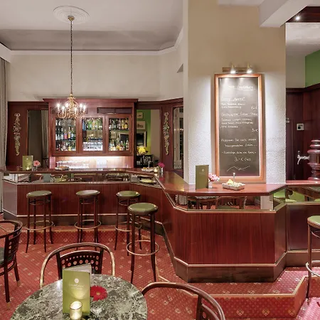 Hotel Oranien Wiesbaden-3