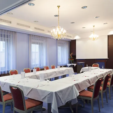 TOP Hotel Amberger-2