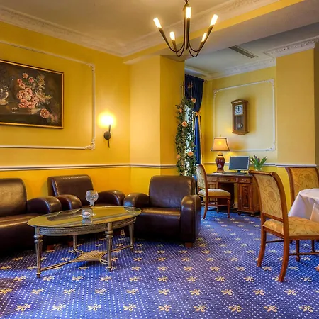 Kurpark Hotel-3