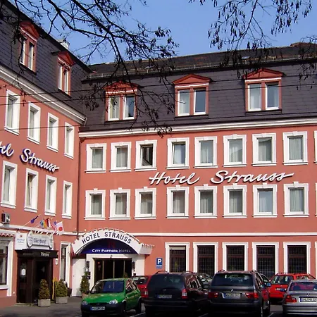 City Partner Hotel Strauss-3