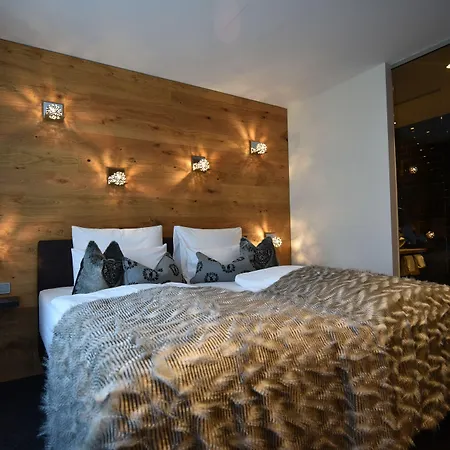 Block Hotel & Living-3