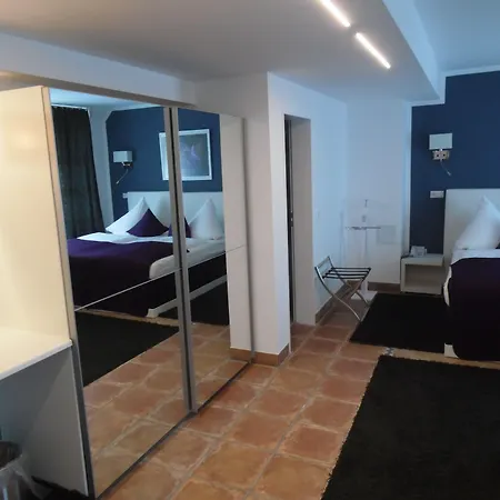 Hotel Rheingold-2