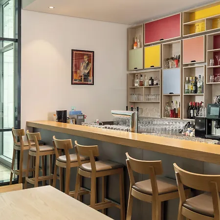 Intercityhotel Dresden-3